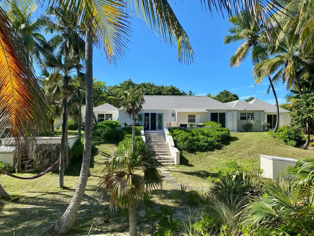 Senza Nome, Double Bay Eleuthera BS