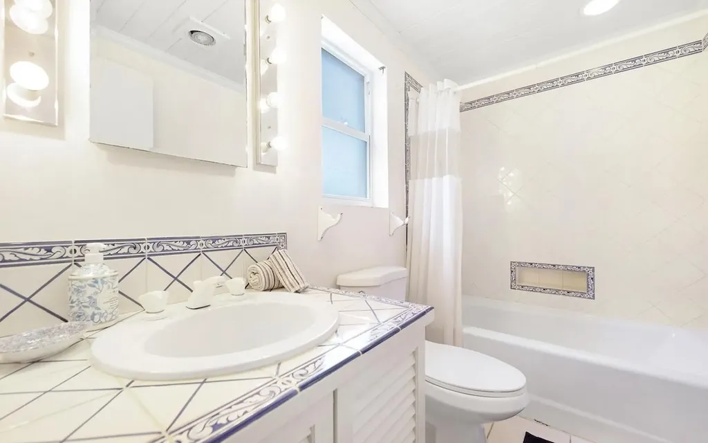 Senza Nome, Double Bay Eleuthera BS