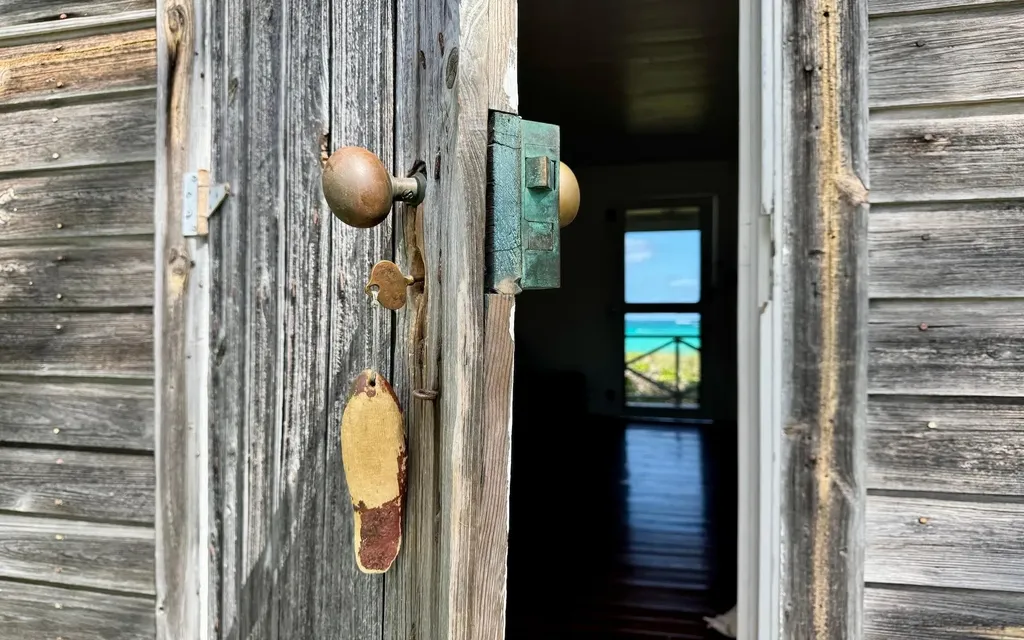 Senza Nome, Double Bay Eleuthera BS