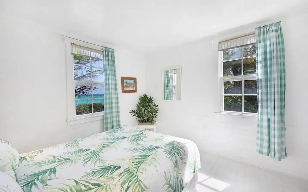 Senza Nome, Double Bay Eleuthera BS