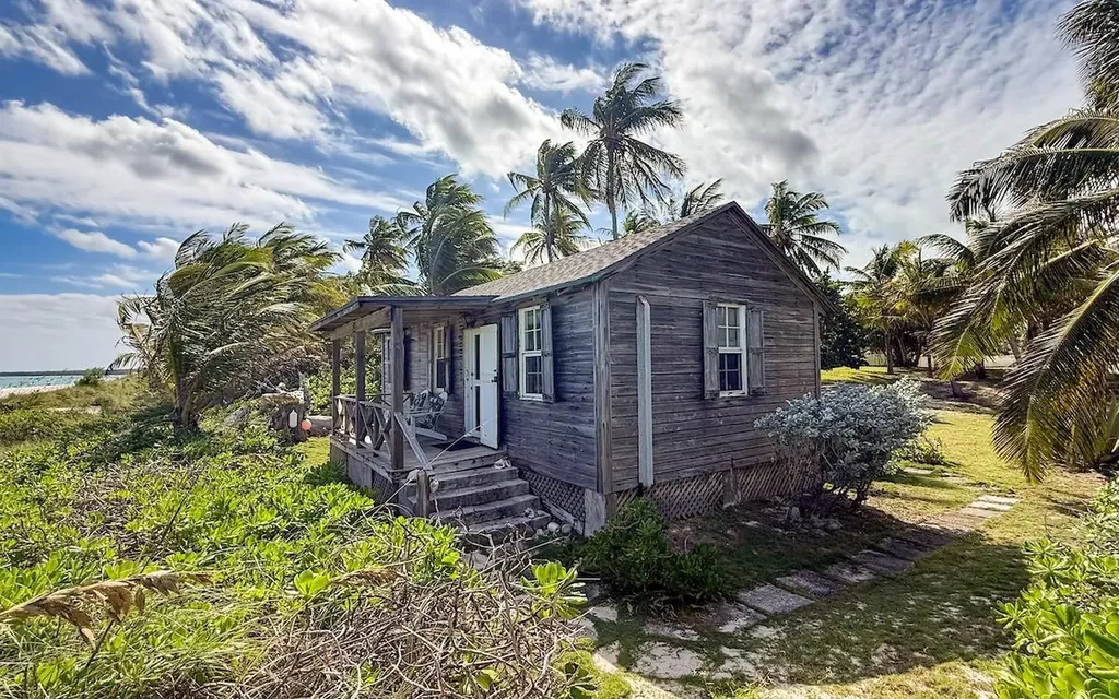 Senza Nome, Double Bay Eleuthera BS