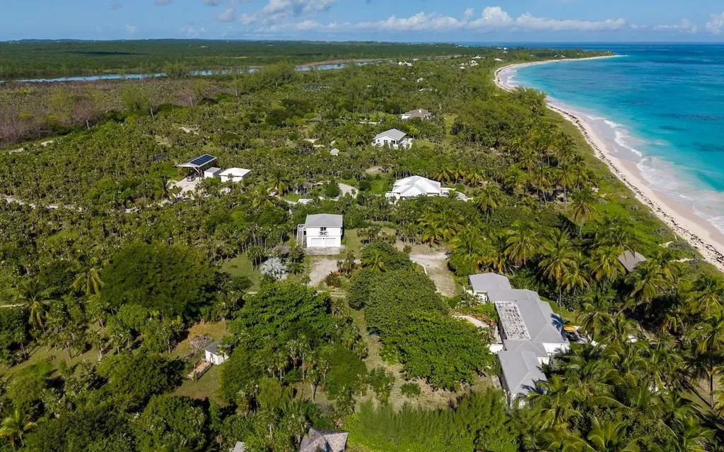 Senza Nome, Double Bay Eleuthera BS