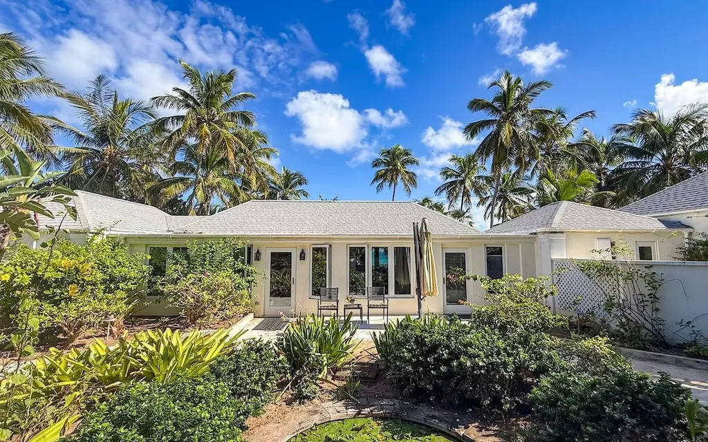 Senza Nome, Double Bay Eleuthera BS