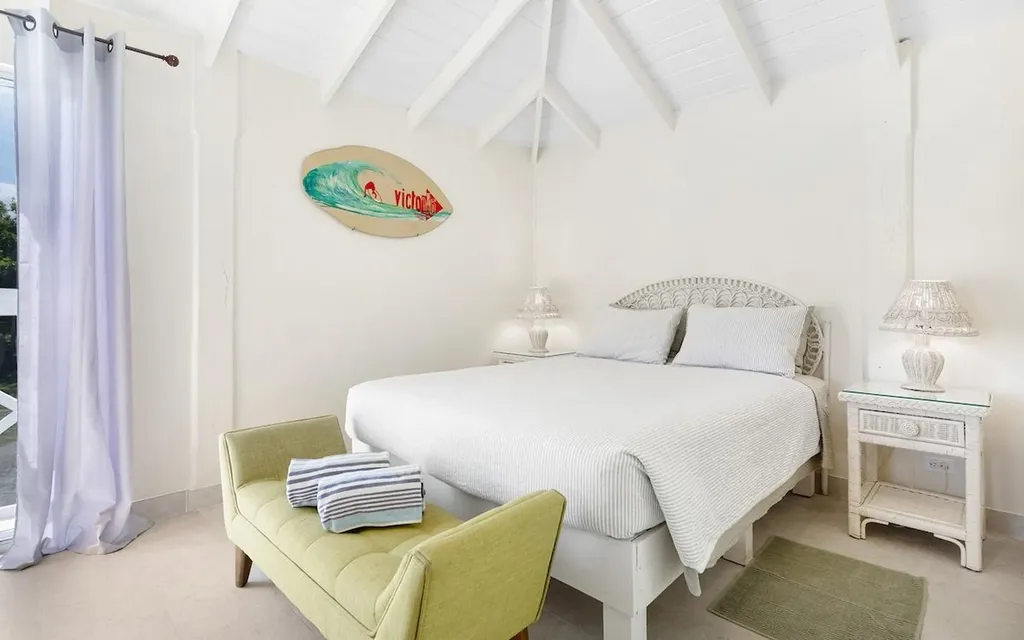 Senza Nome, Double Bay Eleuthera BS