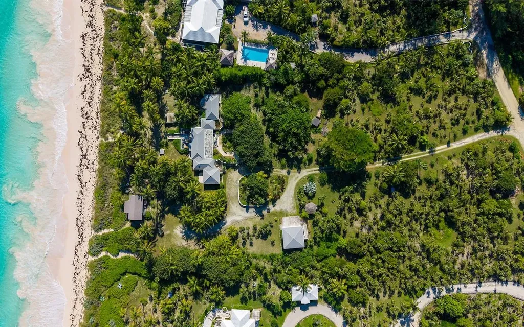 Senza Nome, Double Bay Eleuthera BS