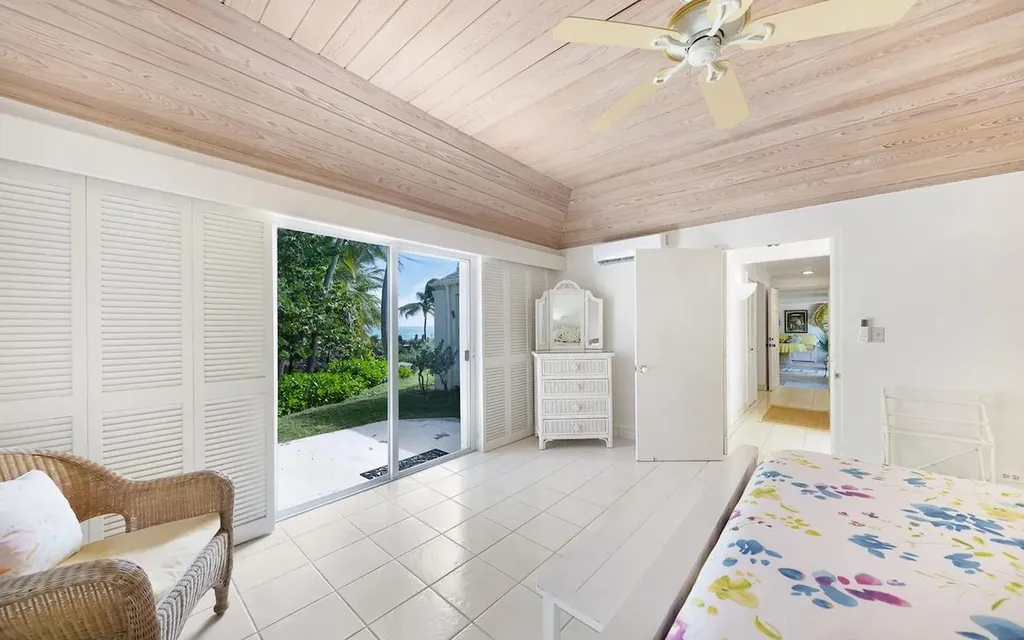 Senza Nome, Double Bay Eleuthera BS