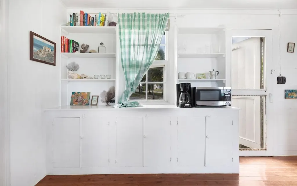 Senza Nome, Double Bay Eleuthera BS