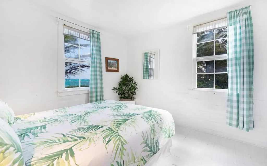 Senza Nome, Double Bay Eleuthera BS