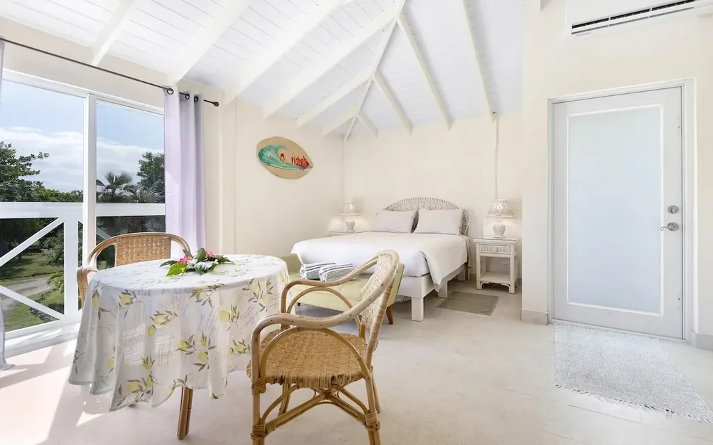 Senza Nome, Double Bay Eleuthera BS