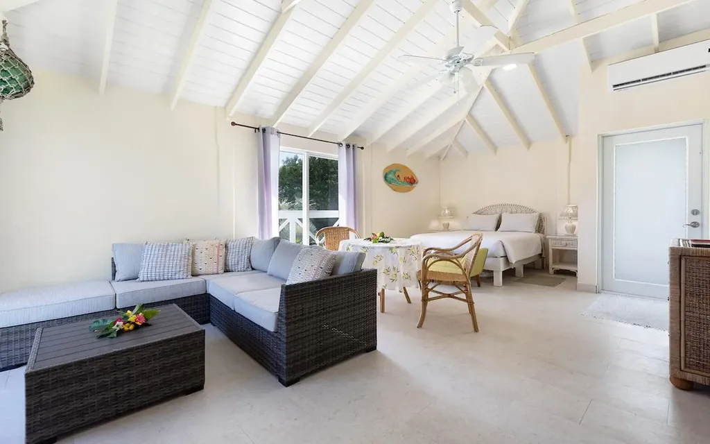 Senza Nome, Double Bay Eleuthera BS