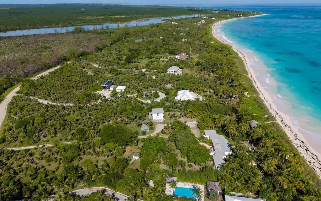 Senza Nome, Double Bay Eleuthera BS