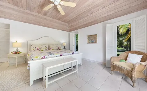 Senza Nome, Double Bay Eleuthera BS