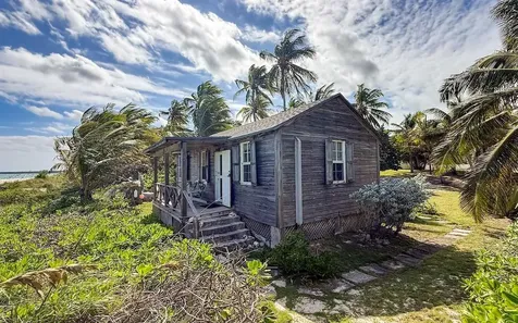 Senza Nome, Double Bay Eleuthera BS