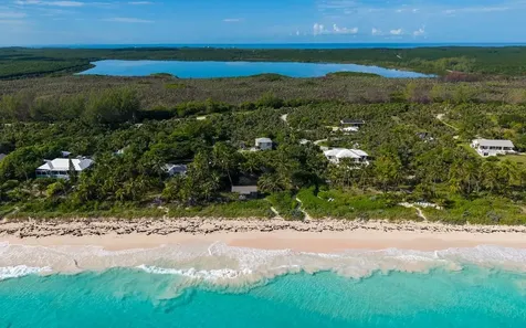 Senza Nome, Double Bay Eleuthera BS