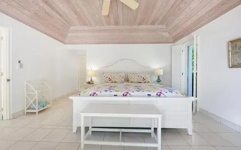 Senza Nome, Double Bay Eleuthera BS