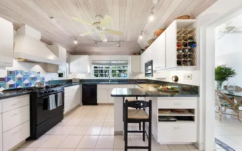 Senza Nome, Double Bay Eleuthera BS