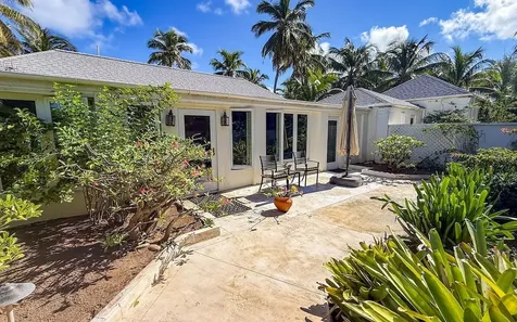 Senza Nome, Double Bay Eleuthera BS