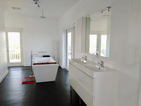 The White House Long Island BS