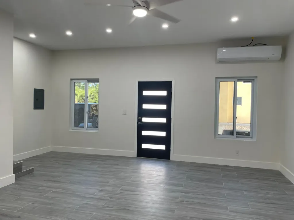 Seahorse Blvd., South Oce 11 New Providence Paradise Island BS