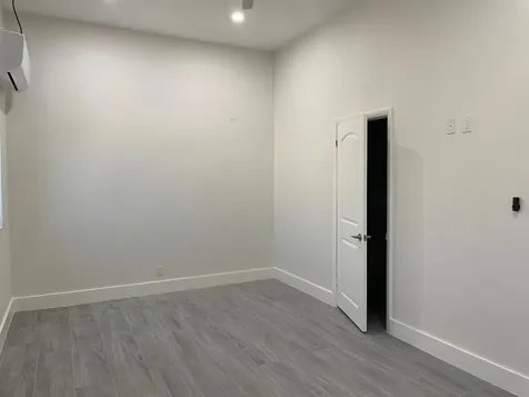 Seahorse Blvd., South Oce 11 New Providence Paradise Island BS