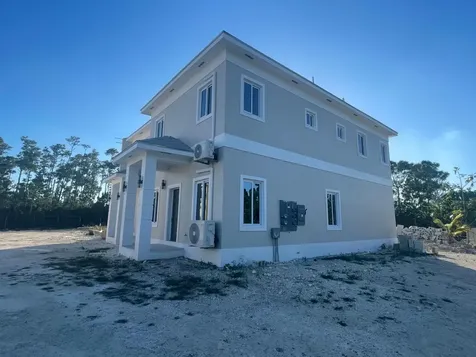 Seahorse Blvd., South Oce 11 New Providence Paradise Island BS