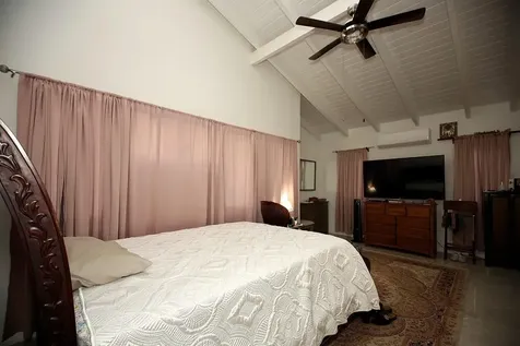 Churchill Avenue 150 New Providence Paradise Island BS