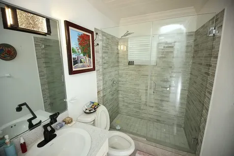 Churchill Avenue 150 New Providence Paradise Island BS