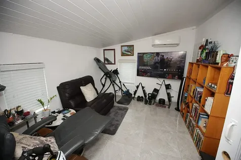 Churchill Avenue 150 New Providence Paradise Island BS