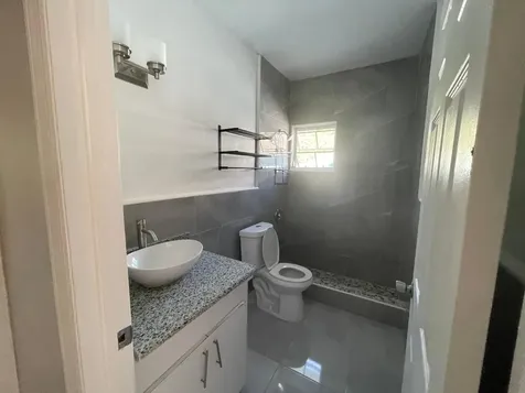 Joe Farrington Road New Providence Paradise Island BS