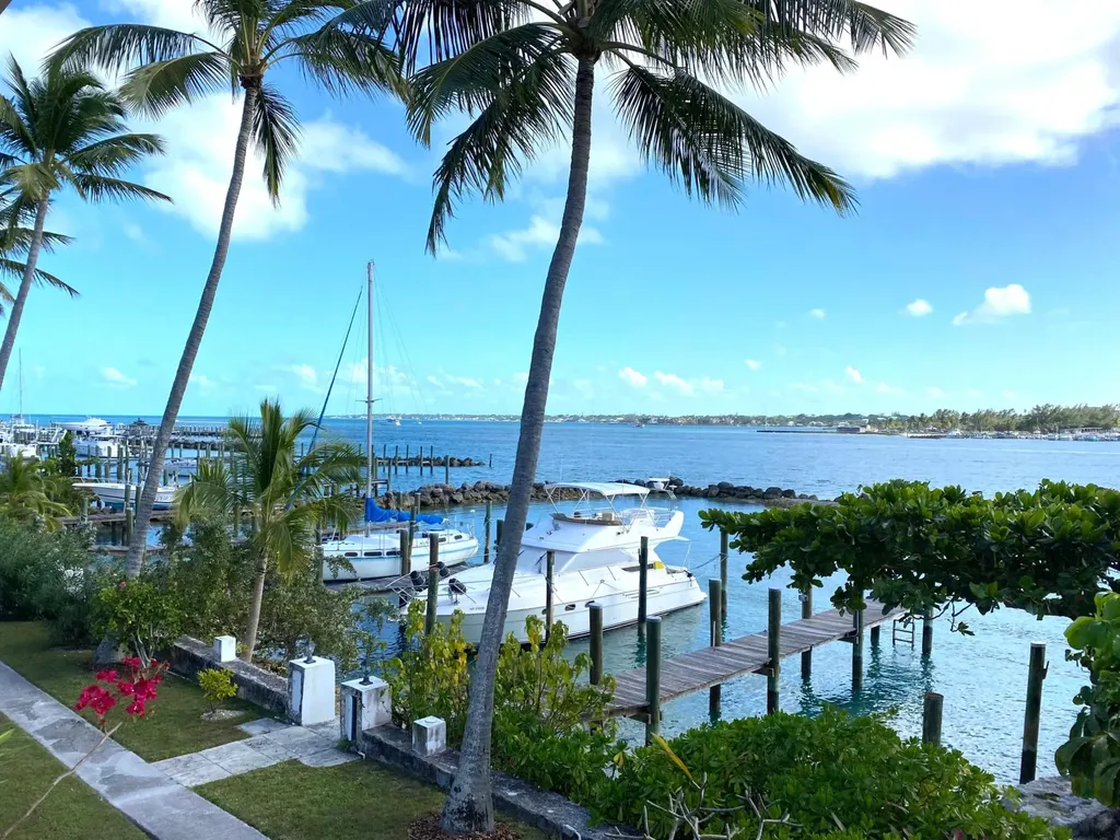 San Marino New Providence Paradise Island BS