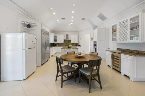 Beach Island 11b New Providence Paradise Island BS