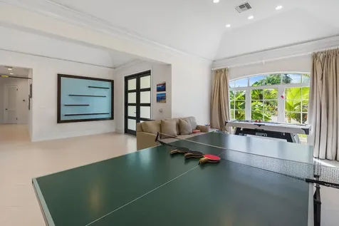 Beach Island 11b New Providence Paradise Island BS