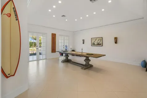 Beach Island 11b New Providence Paradise Island BS