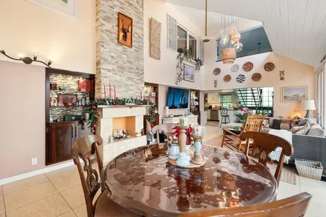 Bougainvillea Avenue 13 New Providence Paradise Island BS