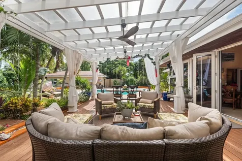 Bougainvillea Avenue 13 New Providence Paradise Island BS