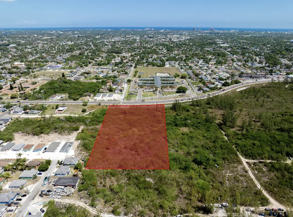 Charles Saunders Highway New Providence Paradise Island BS