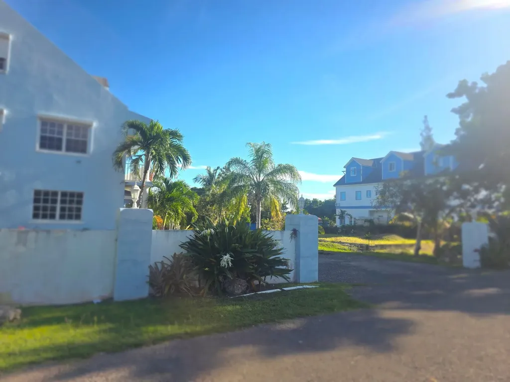 Jacaranda Drive New Providence Paradise Island BS