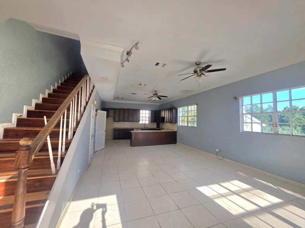 Jacaranda Drive New Providence Paradise Island BS