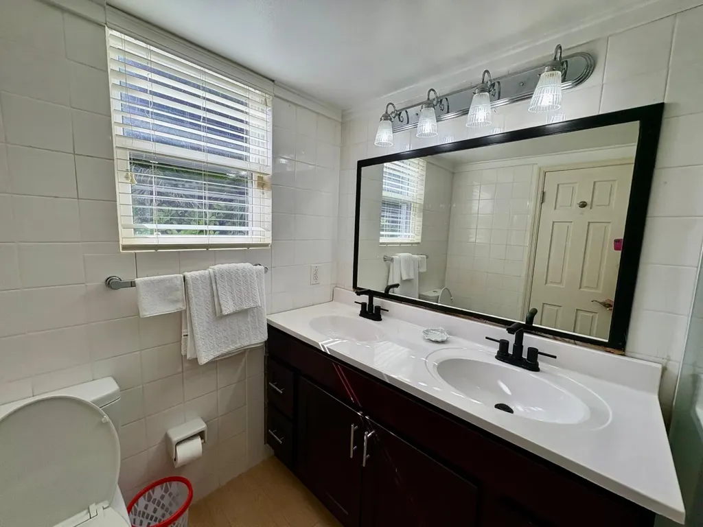 Unit 10 Eastwind Condo New Providence Paradise Island BS