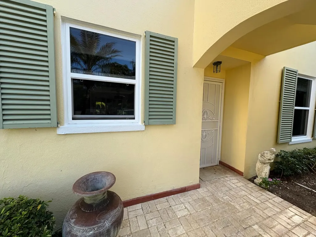 Unit 10 Eastwind Condo New Providence Paradise Island BS