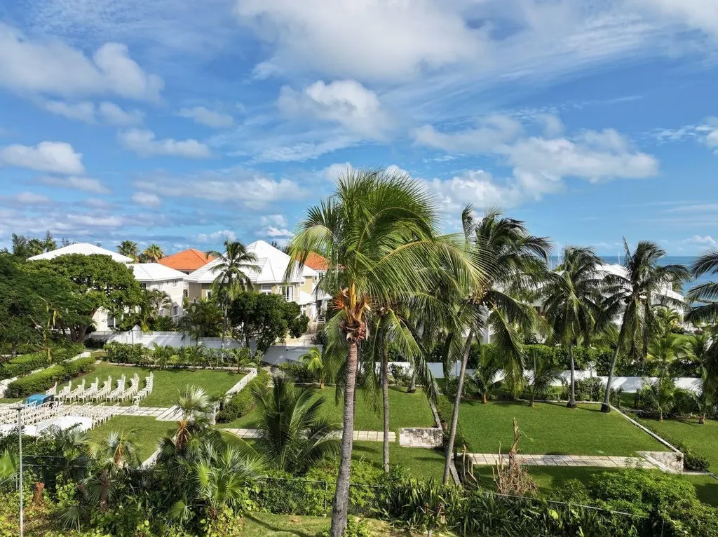 Unit 10 Eastwind Condo New Providence Paradise Island BS