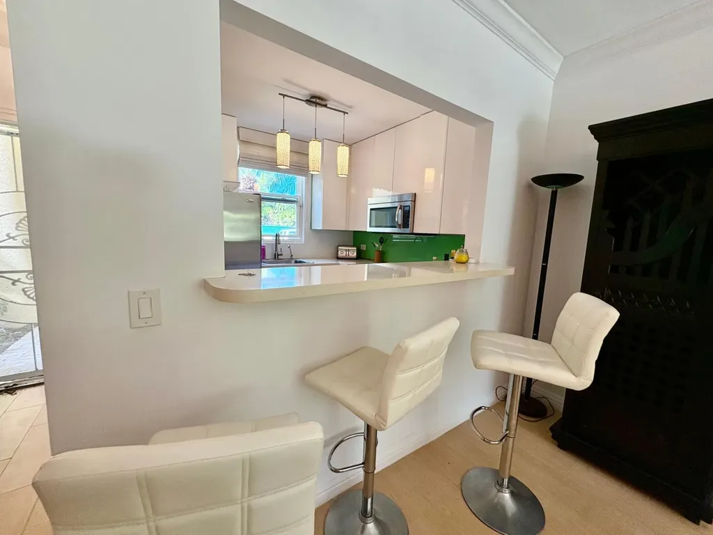 Unit 10 Eastwind Condo New Providence Paradise Island BS