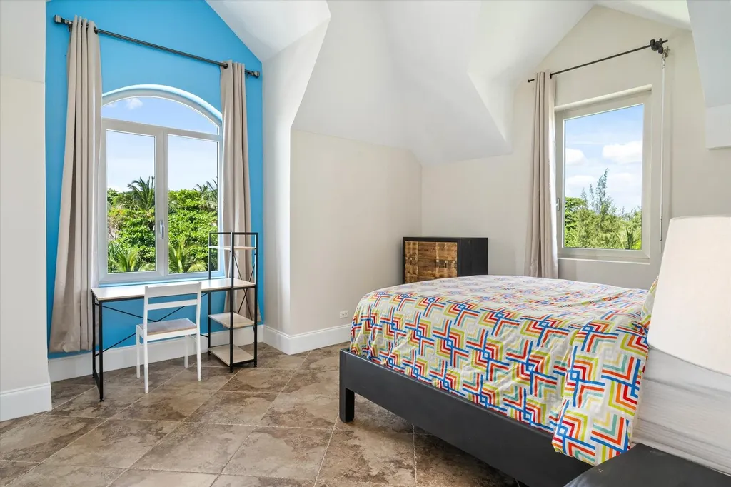 Love Beach Walk Penthouse New Providence Paradise Island BS