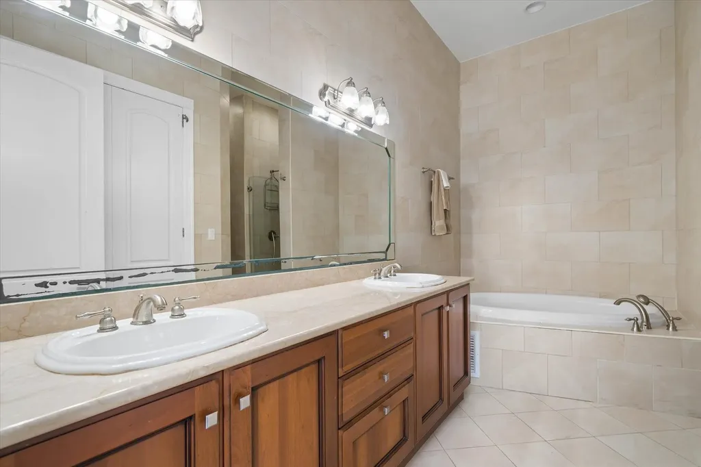 Love Beach Walk Penthouse New Providence Paradise Island BS