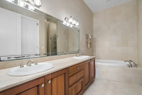 Love Beach Walk Penthouse New Providence Paradise Island BS