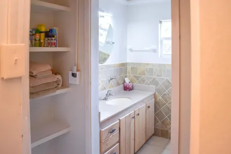 Escape House Abaco BS