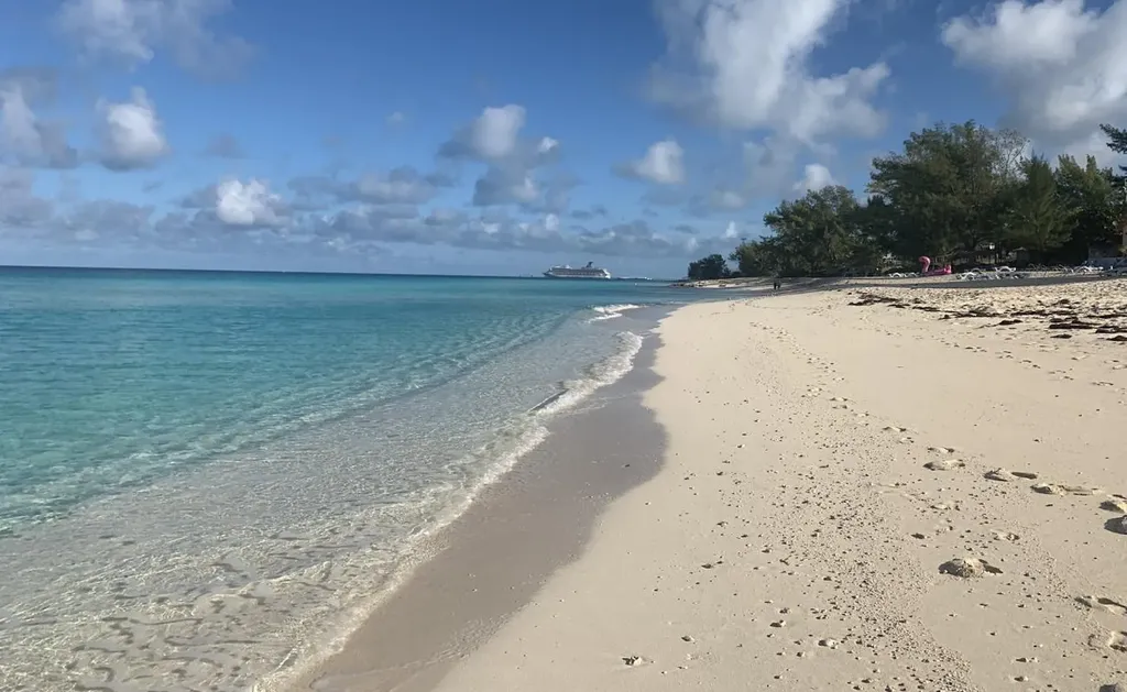 Queens Highway Alice Town Bimini 15 Bimini BS