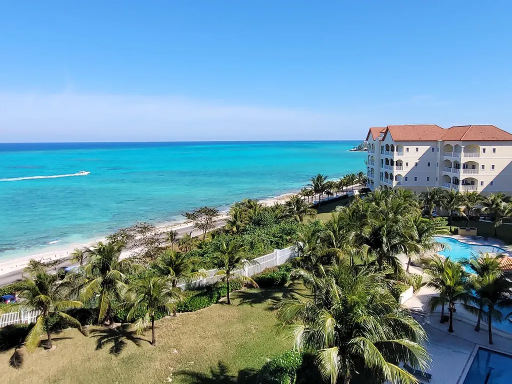 Caves Heights New Providence Paradise Island BS