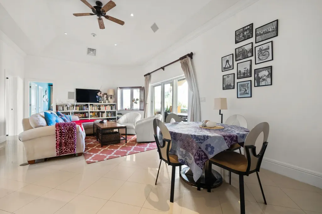 Caves Heights New Providence Paradise Island BS