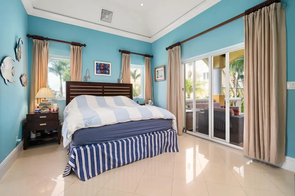 Caves Heights New Providence Paradise Island BS